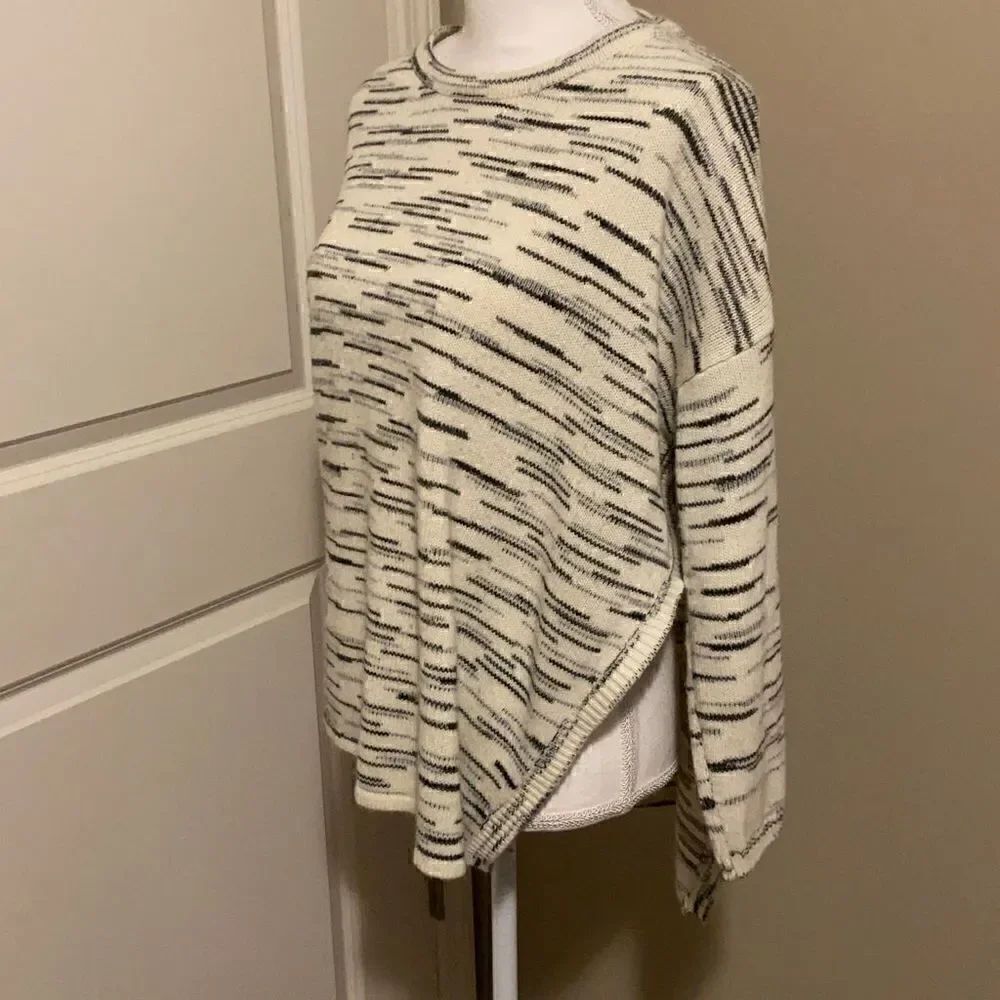 Divided by H&M Knit Sweater - Picture 4 of 5